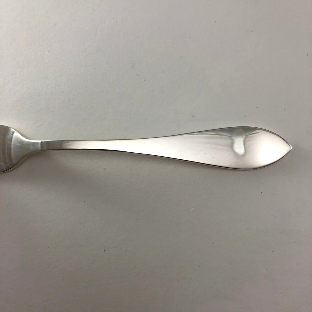 Henry Birks and Sons Tudor plain silverware - Westmount, Montreal - Daisy Exclusive